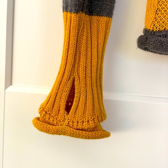 Hufflepuff Mock Neck Sweater by Elhoffer Design - Picture 4 of 4